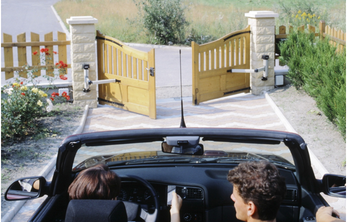6 Common Automatic Gate Problems and How to Fix Them