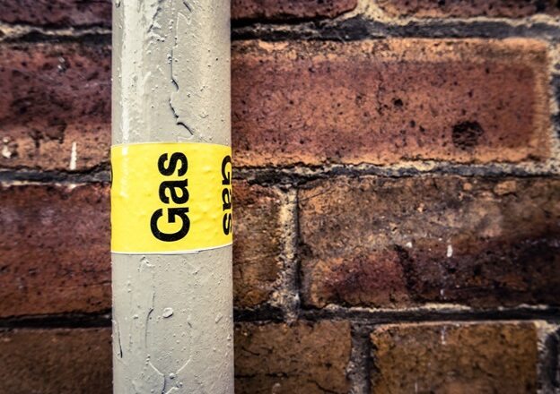 5 Reasons to Hire Gas Line Installation Services