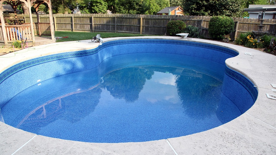 Maintaining Pool Liners